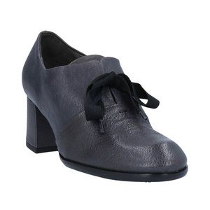 NEW with box Lilimill shoes. Made in Italy. Size 8 ( 38 European).